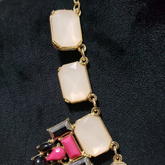 Womens Fashions Multicolor Glass Shape Stone Colored Necklace with Lobster Clasp - Picture 7 of 9